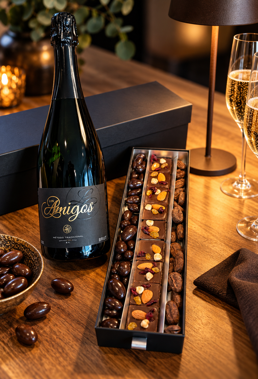 Vegan Chocolade en Wijn cadeau in luxe verpakking