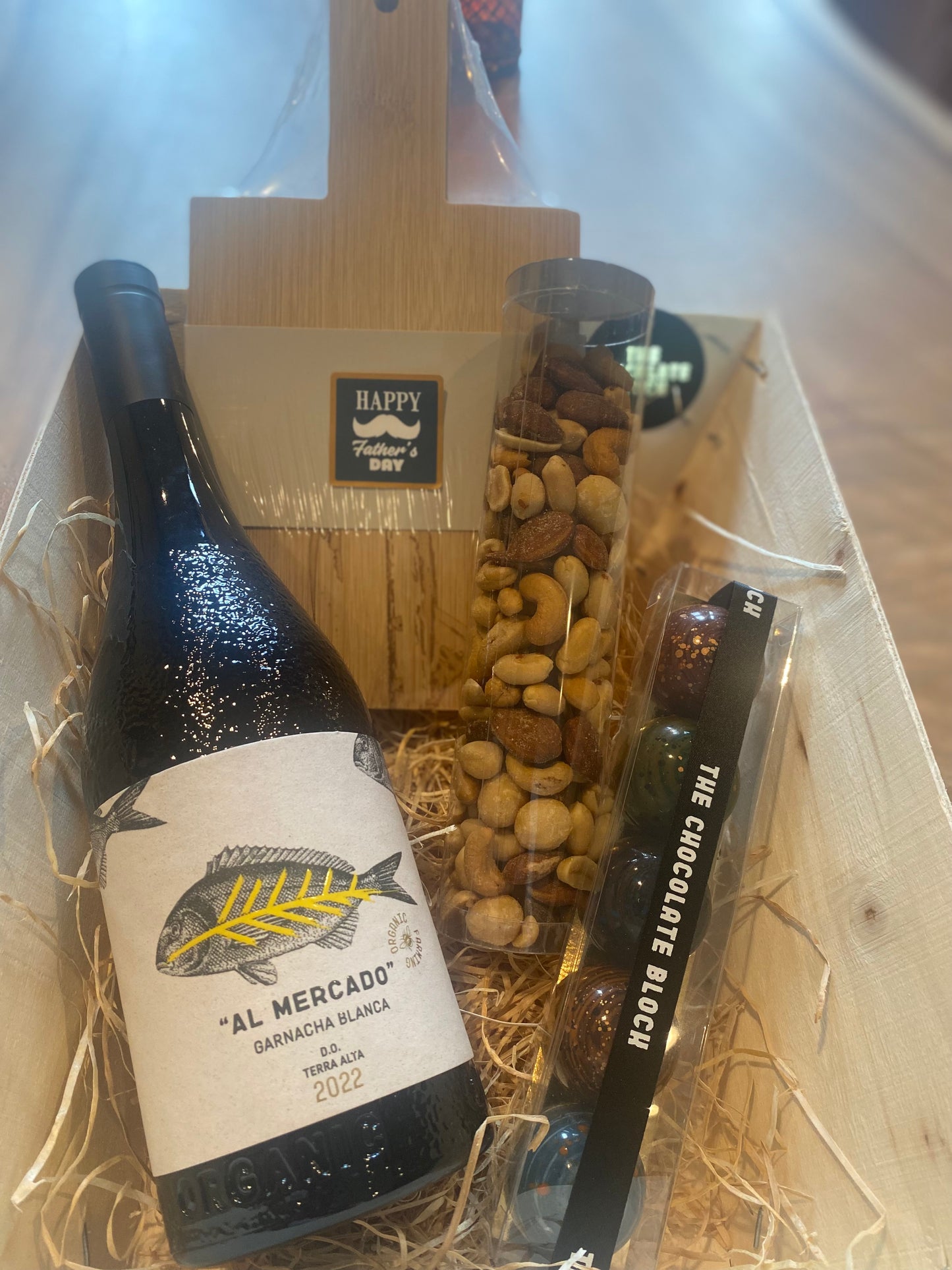 Witte wijn en chocolade pakket