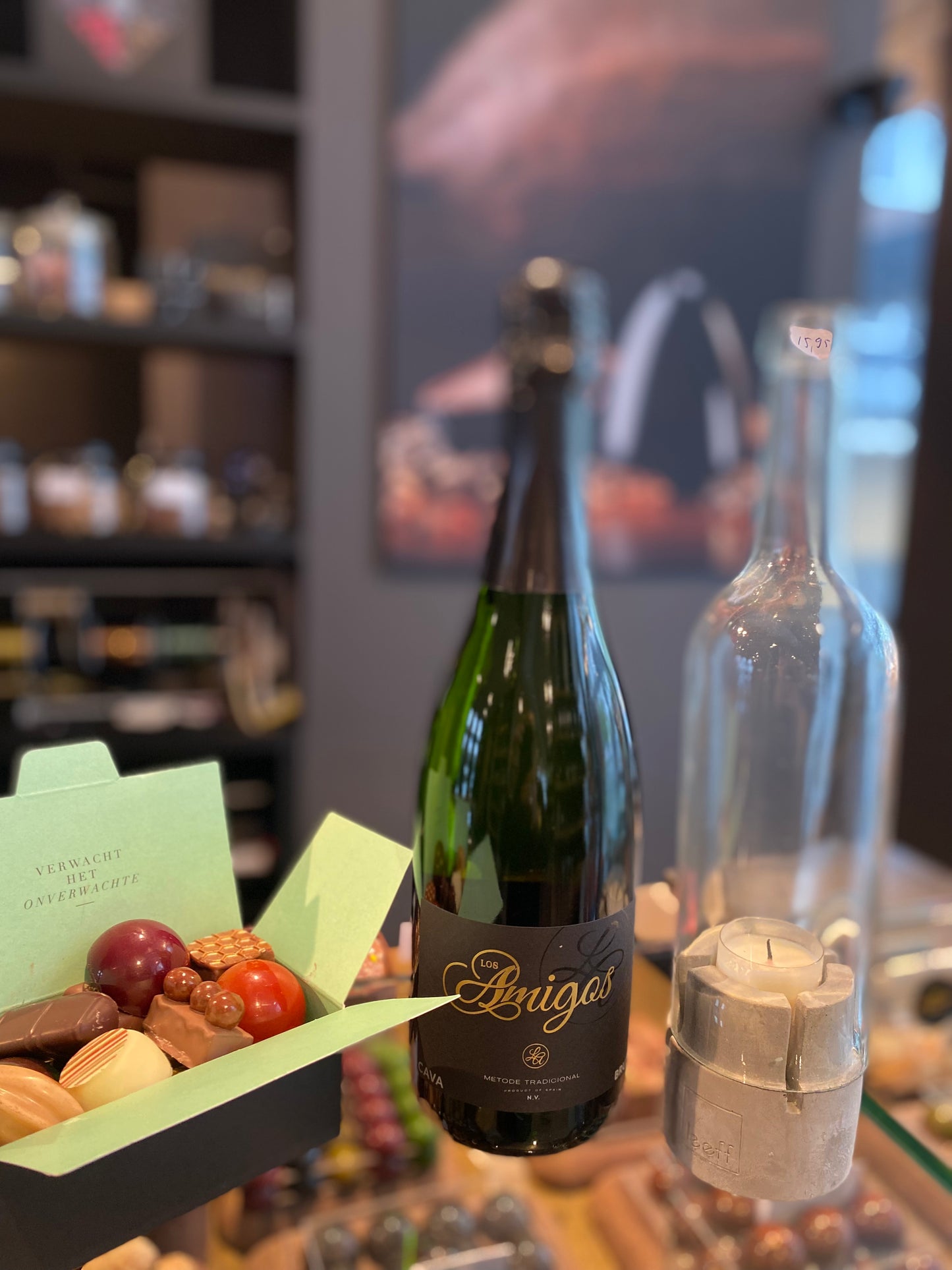 Kerstpakket met Cava, Visser Chocolade en Bottle light